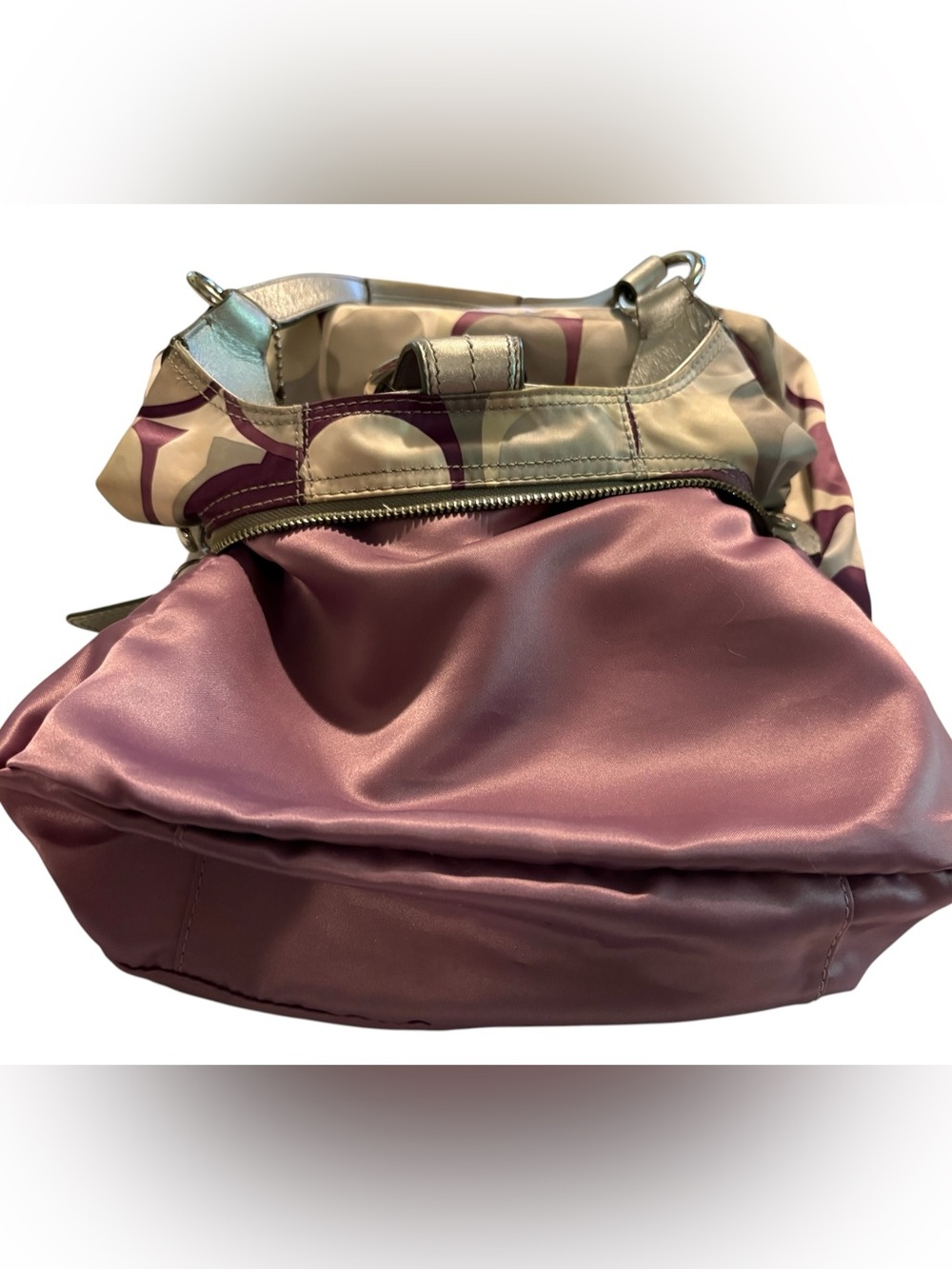 Coach Soho Scarf Print Hobo Bag (model F17406) 2011 - Picture 12 of 14